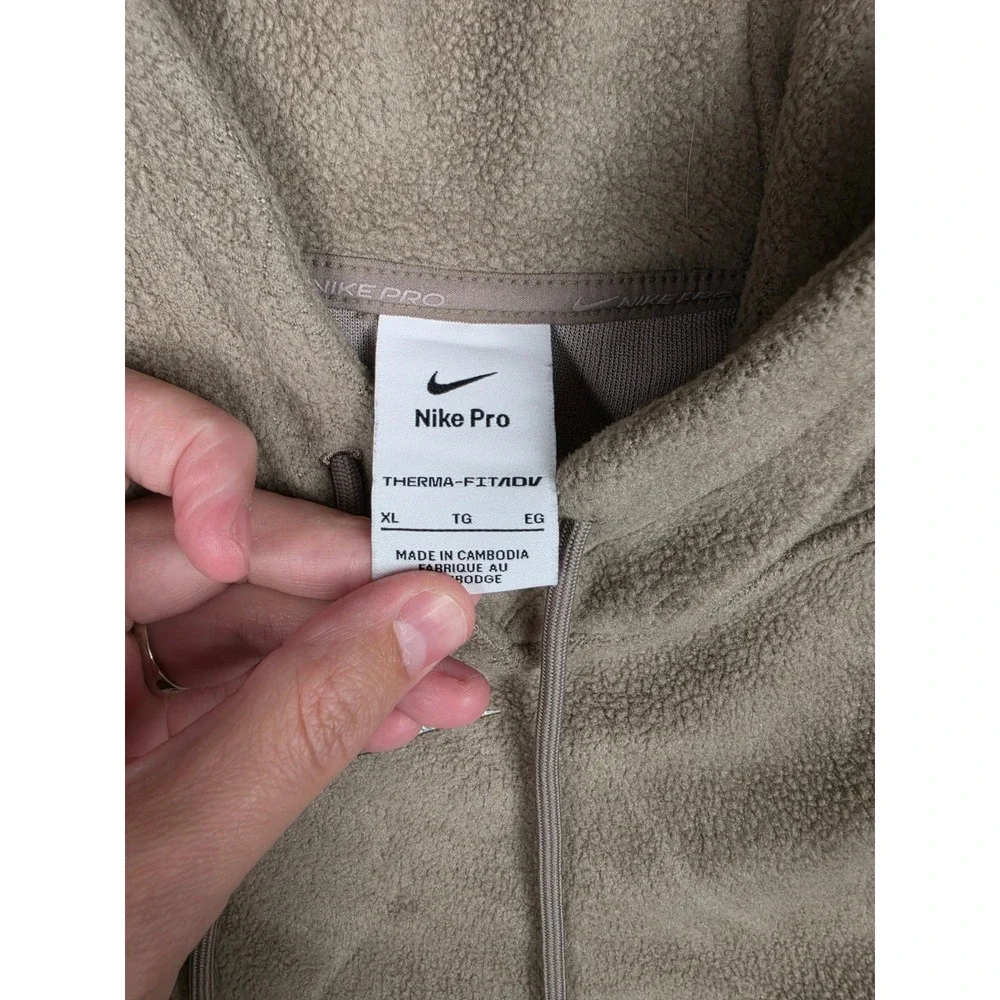 Nike Pro Hoodie Women XL Tan Therma-FIT ADV Cropped Fleece Pullover Sweatshirt